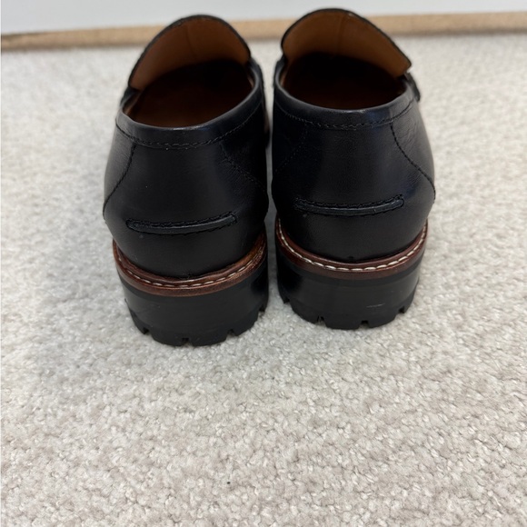 Madewell Classic Black Leather Loafers - Picture 3 of 3